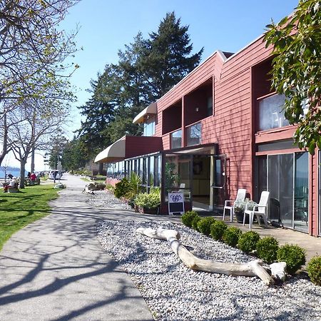 Driftwood Inn Sechelt Ngoại thất bức ảnh