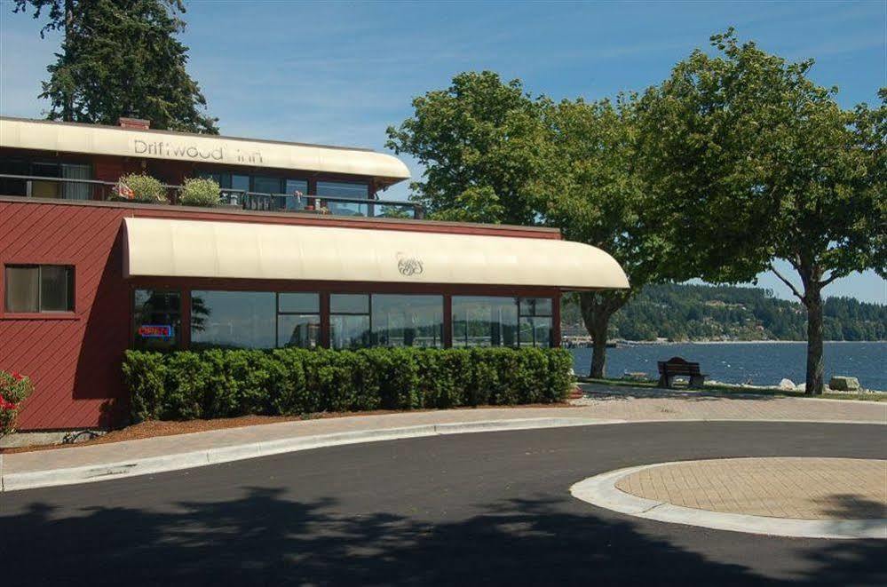 Driftwood Inn Sechelt Ngoại thất bức ảnh